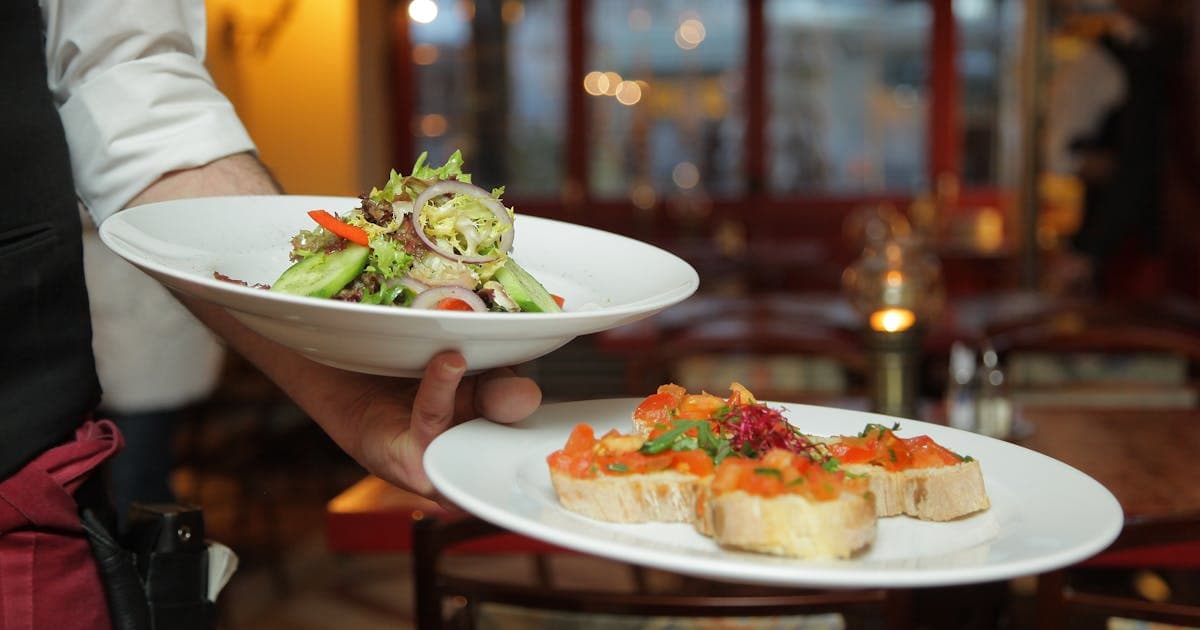 Restaurant using automation for reservations and guest communication